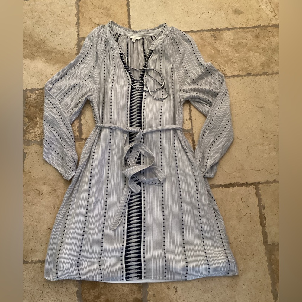Lucky Brand bohemian a- line belted dress-Slip-SZ L
Pit to pit 16”
Length 35”